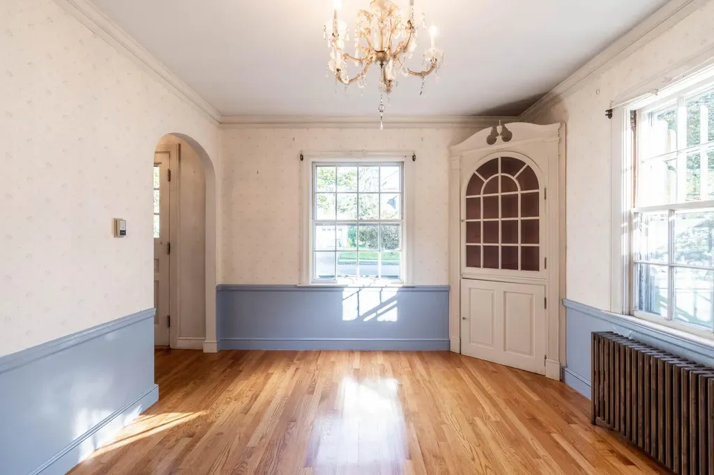 26 Dirigo Street Portland ME 04102