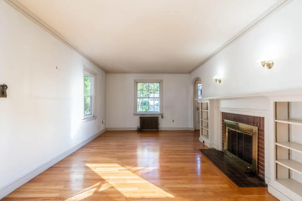 26 Dirigo Street Portland ME 04102