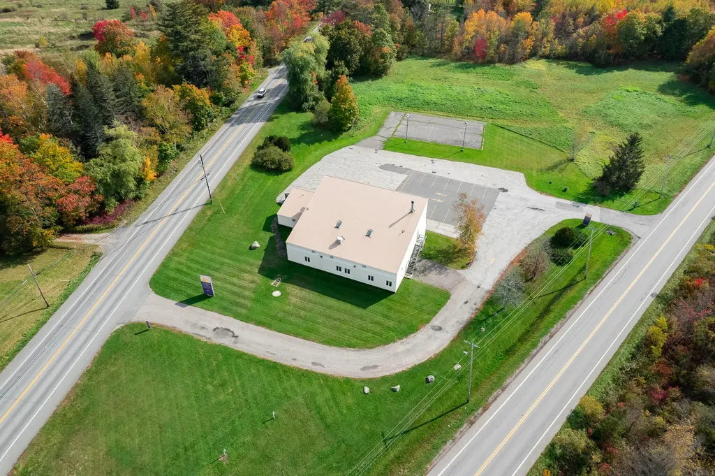 1570 Broadway Bangor ME 04401