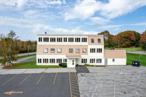 1570 Broadway Bangor ME 04401