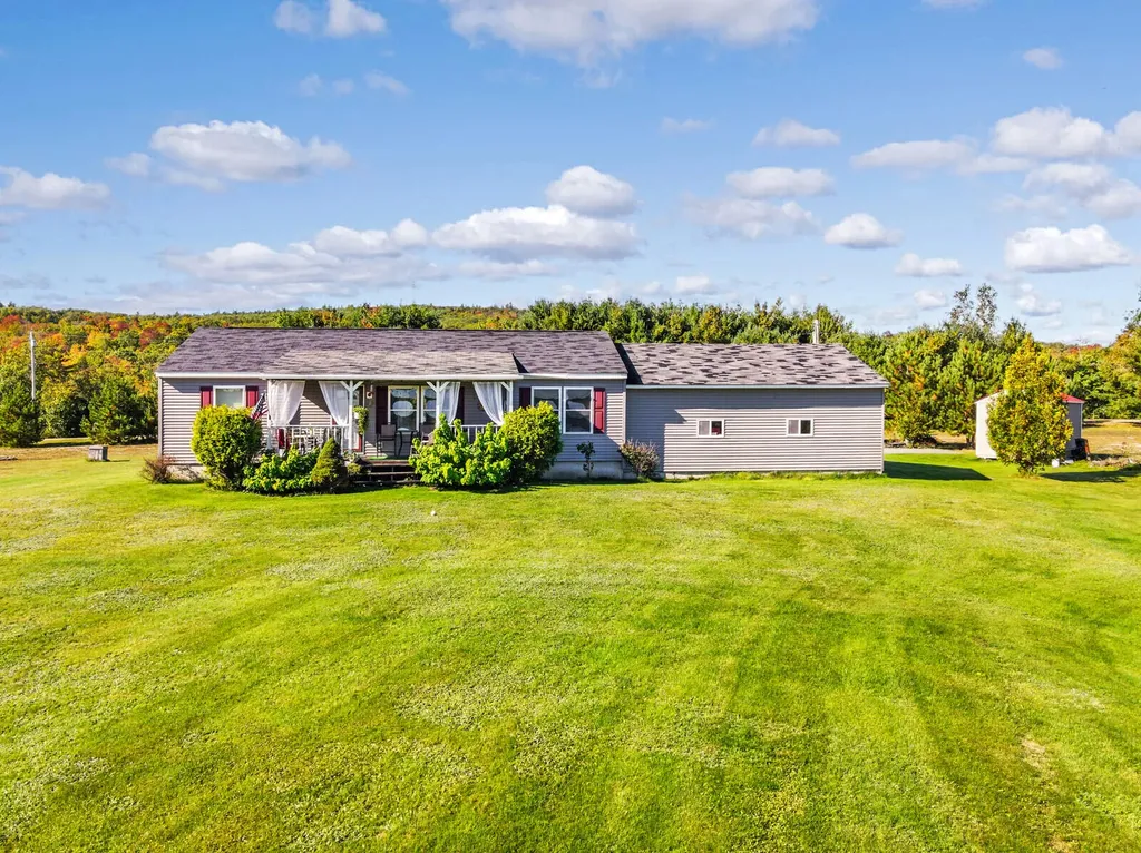 38 Kincaid Lane Smithfield ME 04978