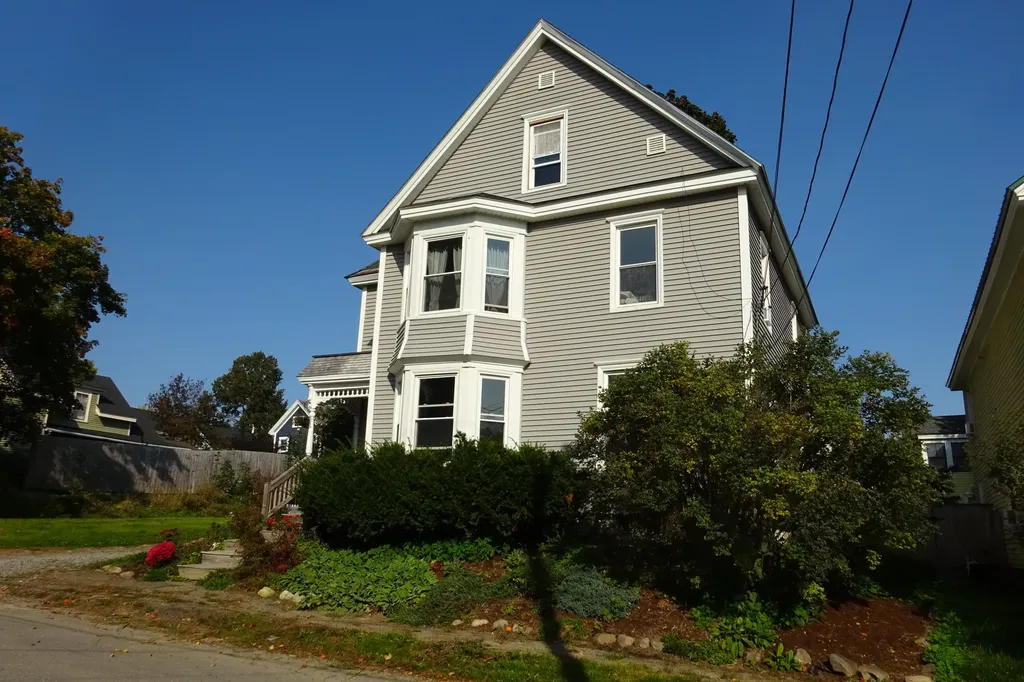 52 Blackstone Street Bangor ME 04401