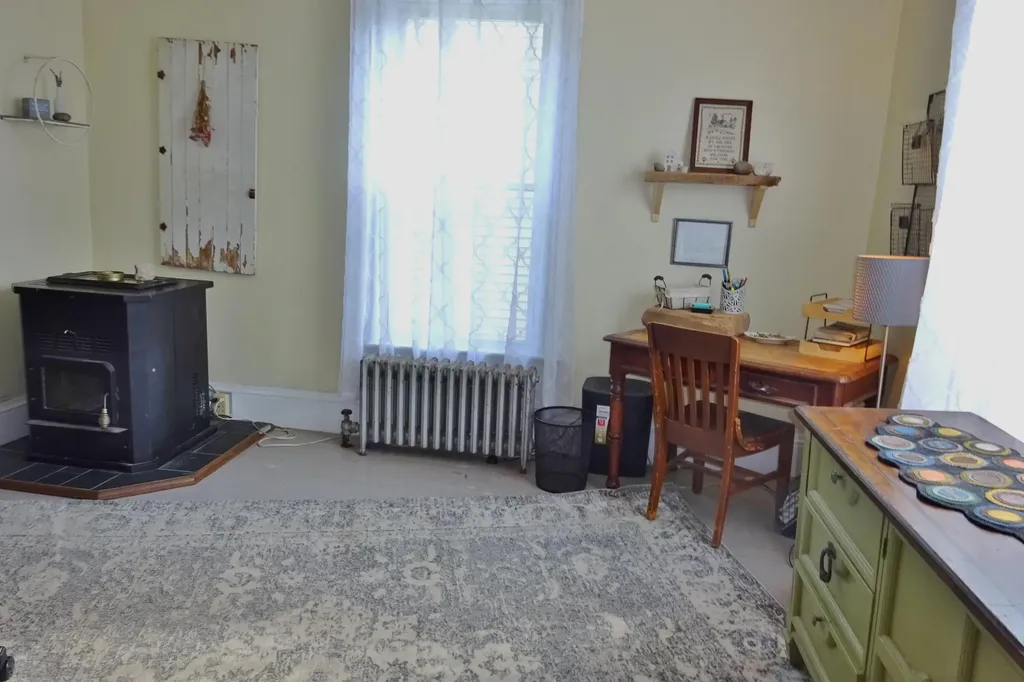 52 Blackstone Street Bangor ME 04401