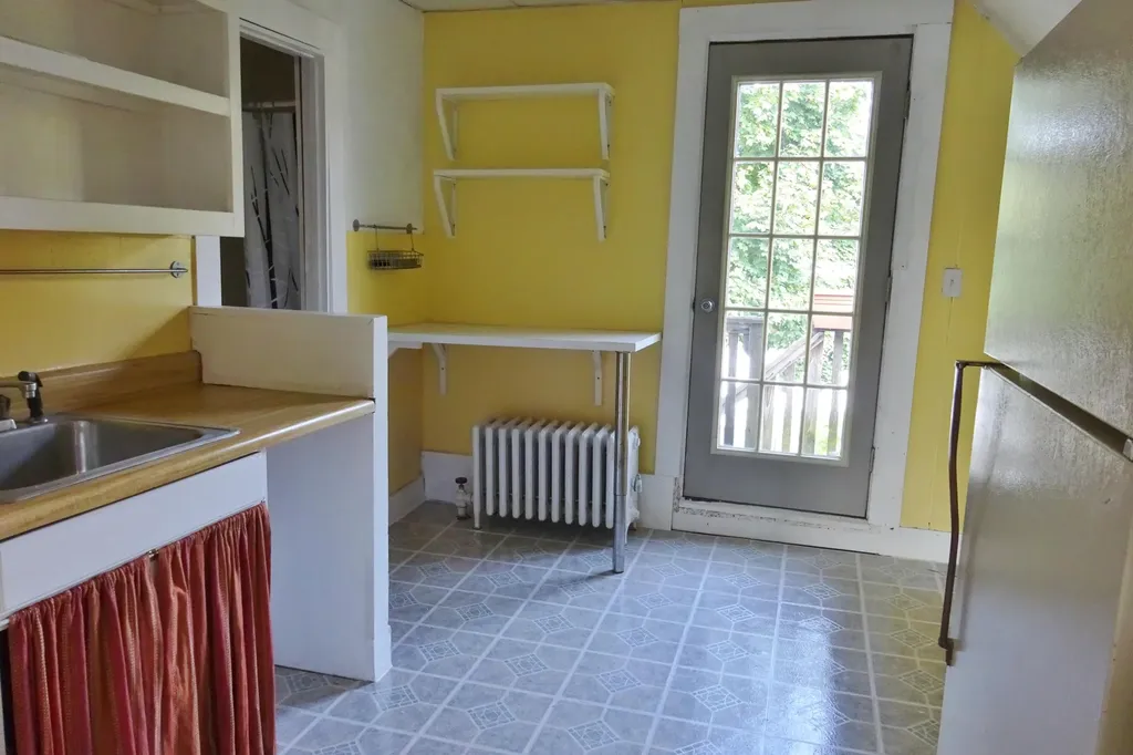 52 Blackstone Street Bangor ME 04401