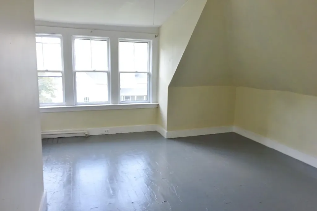 52 Blackstone Street Bangor ME 04401