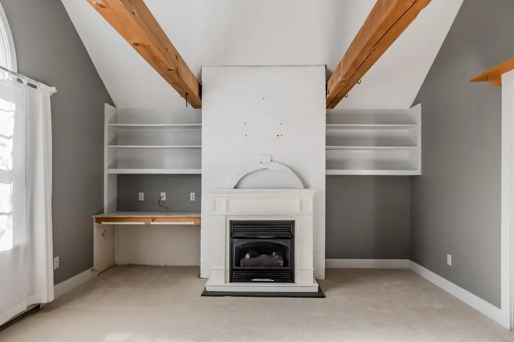 224 Middle Road Falmouth ME 04105