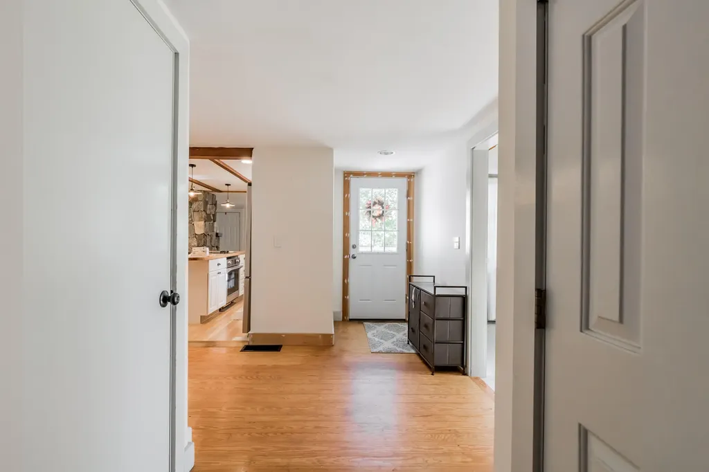 224 Middle Road Falmouth ME 04105