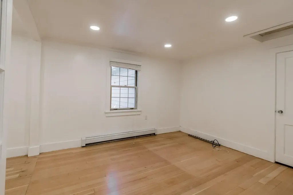 224 Middle Road Falmouth ME 04105