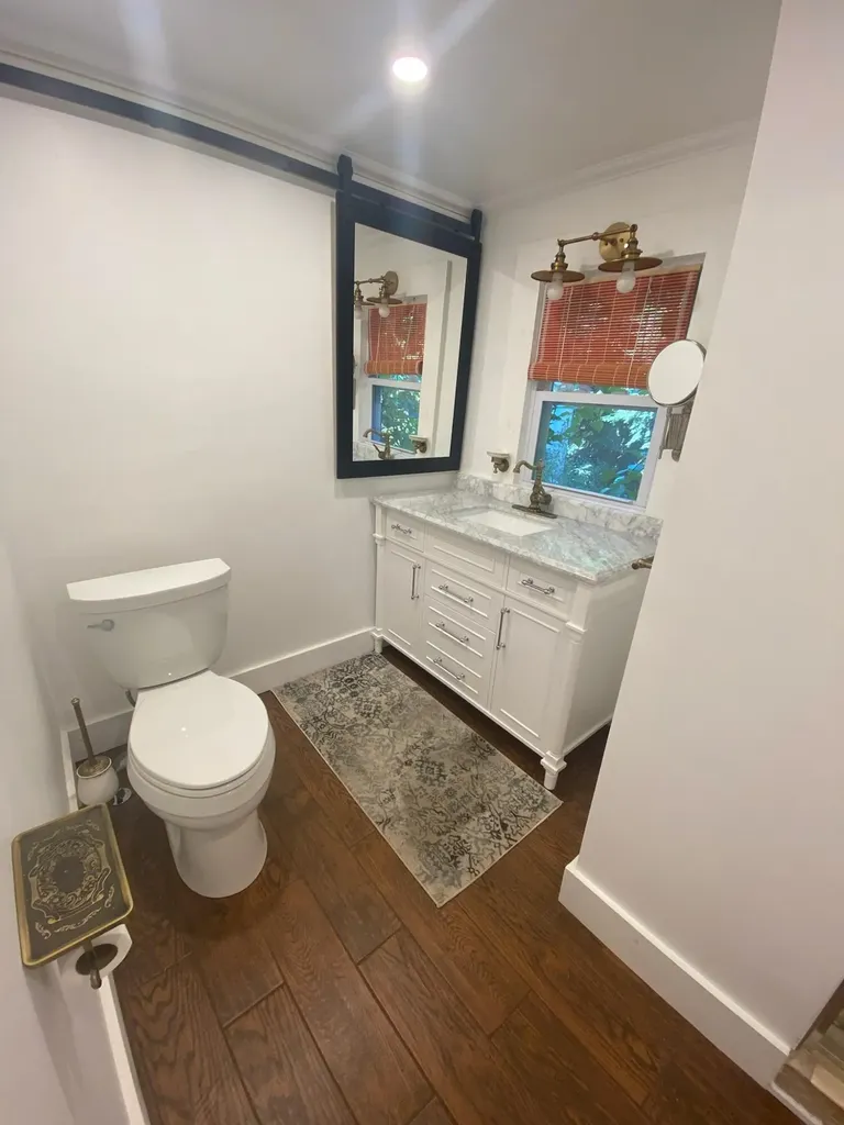 224 Middle Road Falmouth ME 04105