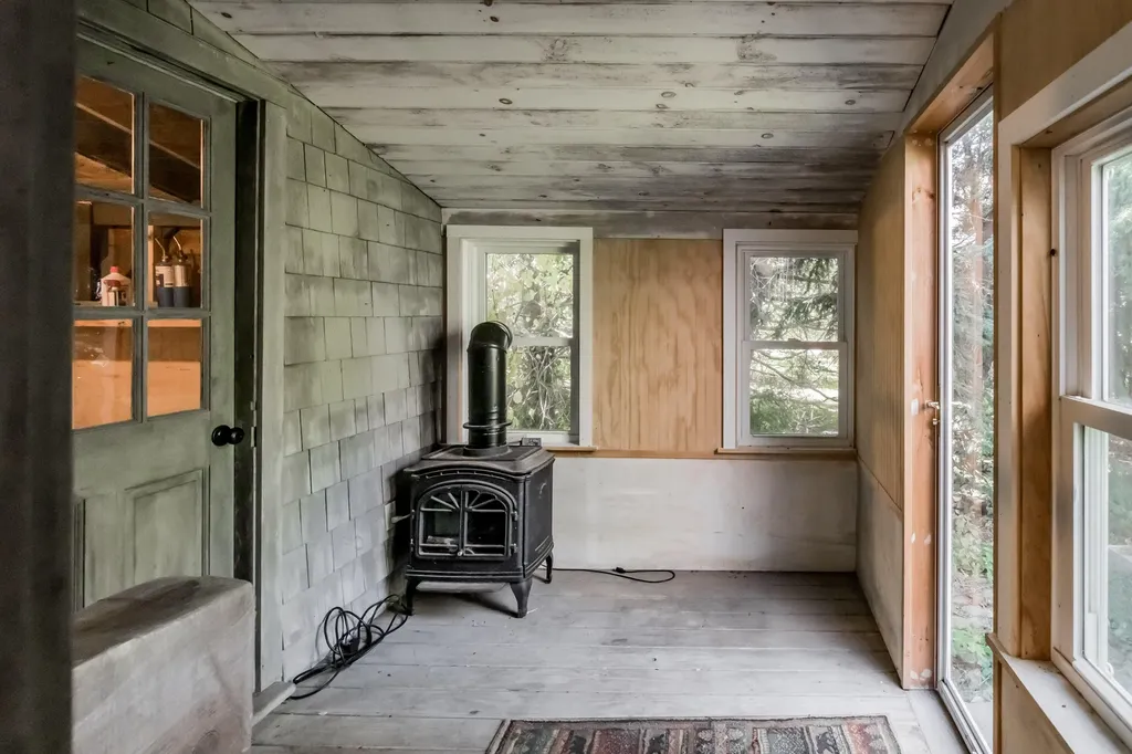 224 Middle Road Falmouth ME 04105