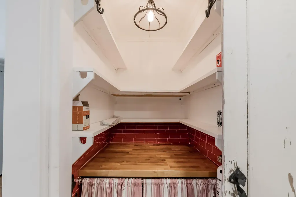 224 Middle Road Falmouth ME 04105
