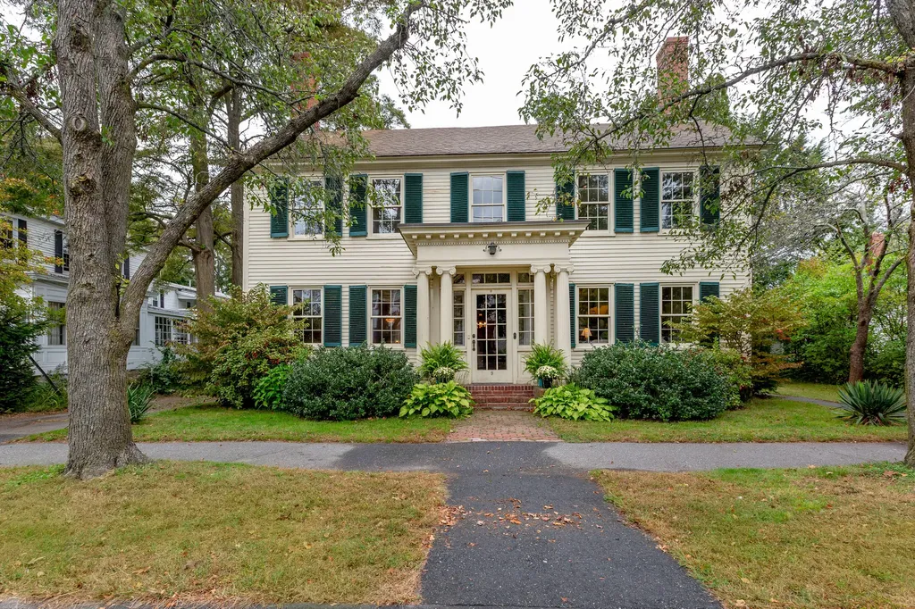 9 Federal Street Brunswick ME 04011