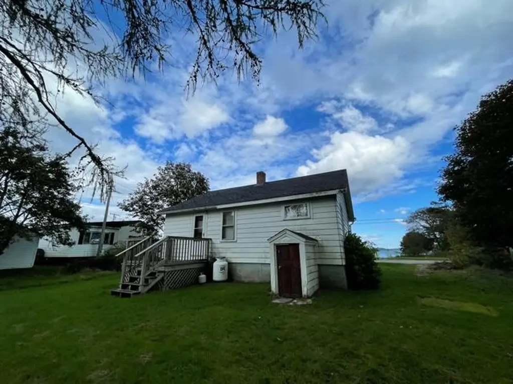 152 Water Street Eastport ME 04631