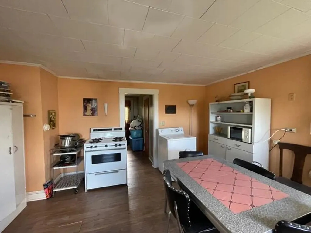 152 Water Street Eastport ME 04631