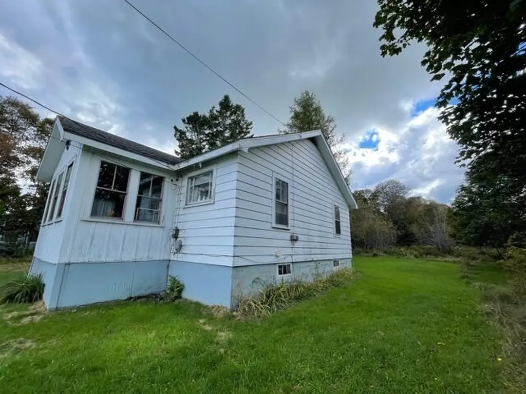 152 Water Street Eastport ME 04631