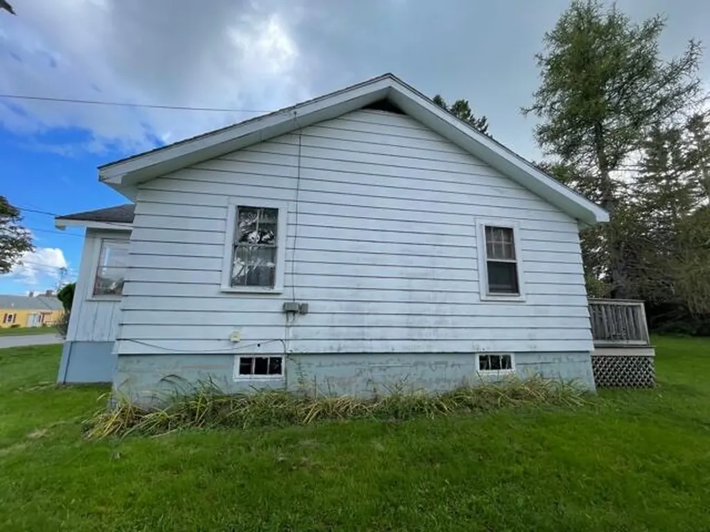 152 Water Street Eastport ME 04631