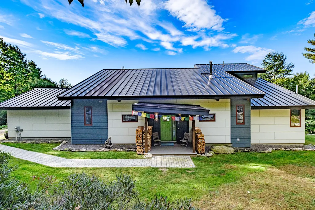 108 Bear Trap Road Bridgton ME 04009