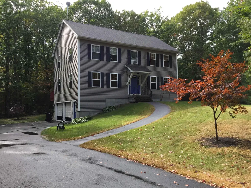 18 Thornbury Way Windham ME 04062