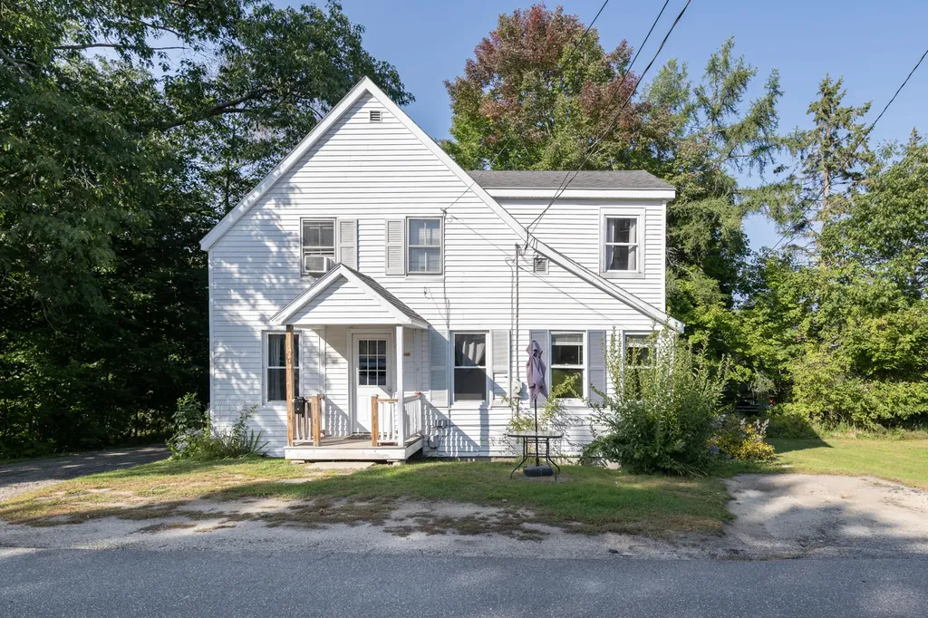 10 Riverview Road Bath ME 04530