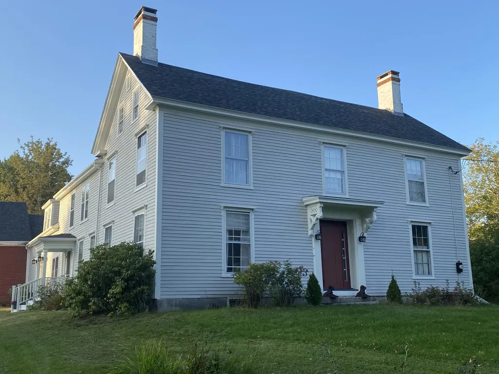 428 East Main Street Searsport ME 04974