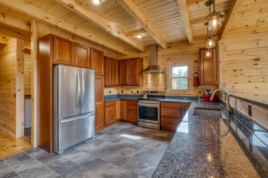 73 Cameron Cove Lane Damariscotta ME 04543