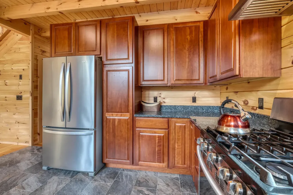 73 Cameron Cove Lane Damariscotta ME 04543