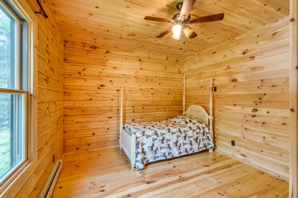 73 Cameron Cove Lane Damariscotta ME 04543