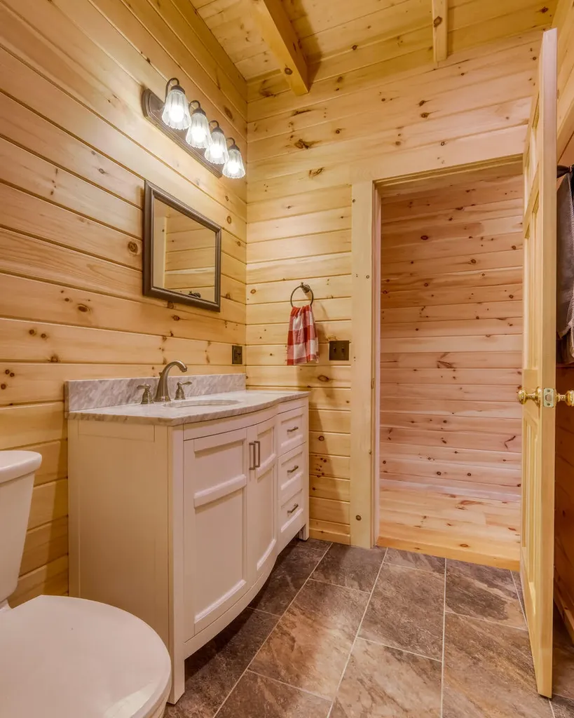 73 Cameron Cove Lane Damariscotta ME 04543