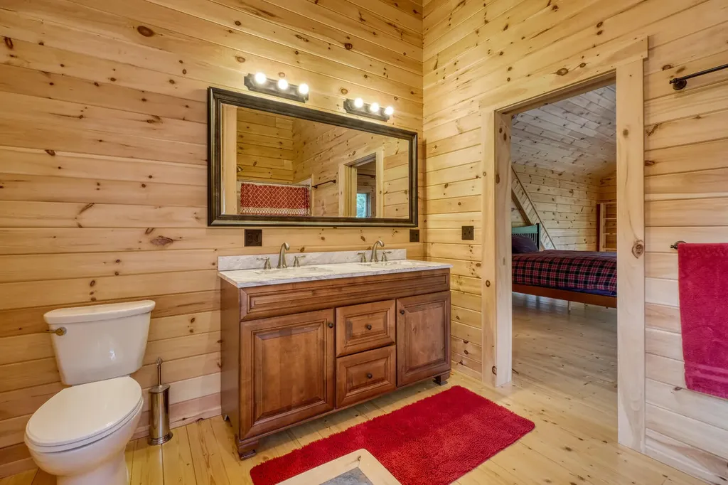 73 Cameron Cove Lane Damariscotta ME 04543