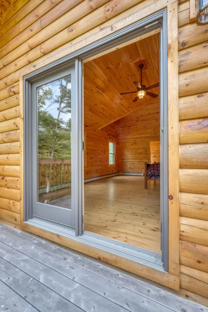 73 Cameron Cove Lane Damariscotta ME 04543
