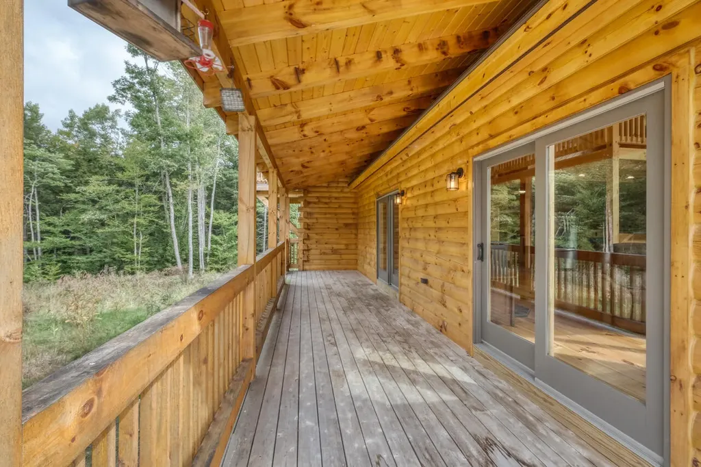 73 Cameron Cove Lane Damariscotta ME 04543