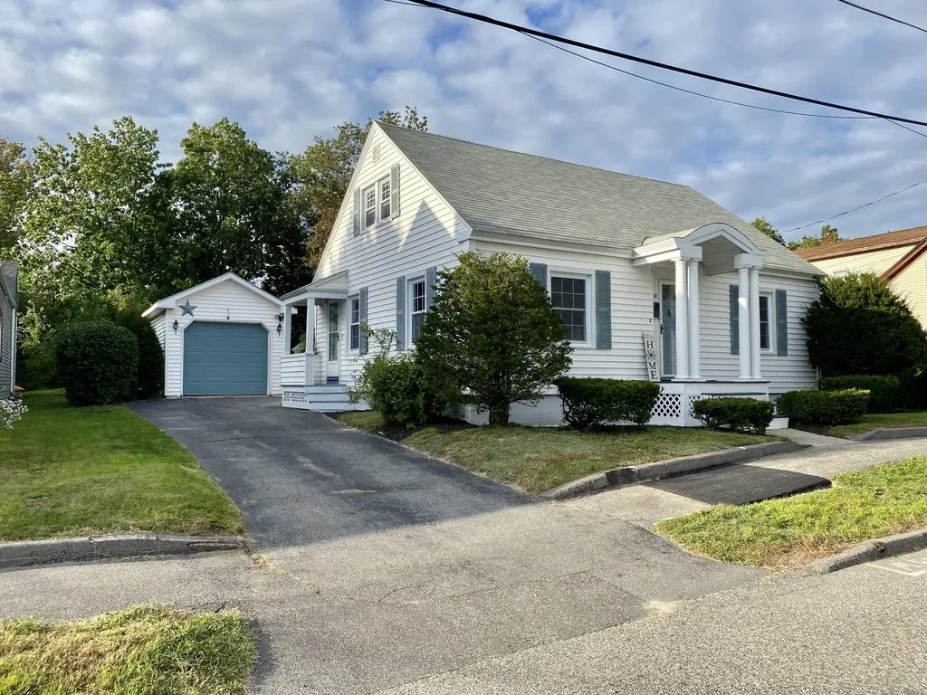 14 Hill Street Saco ME 04072