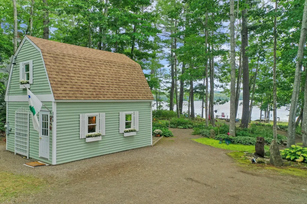 300 Bushey Shore Palermo ME 04354