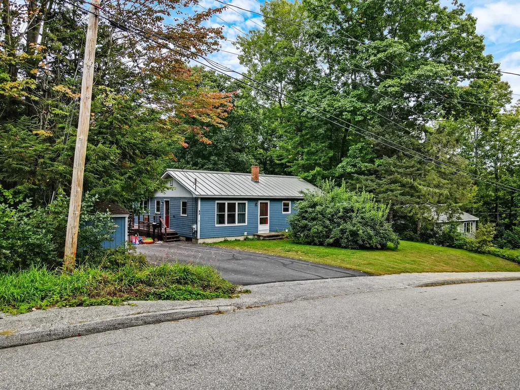 43 Charles Street Winthrop ME 04364