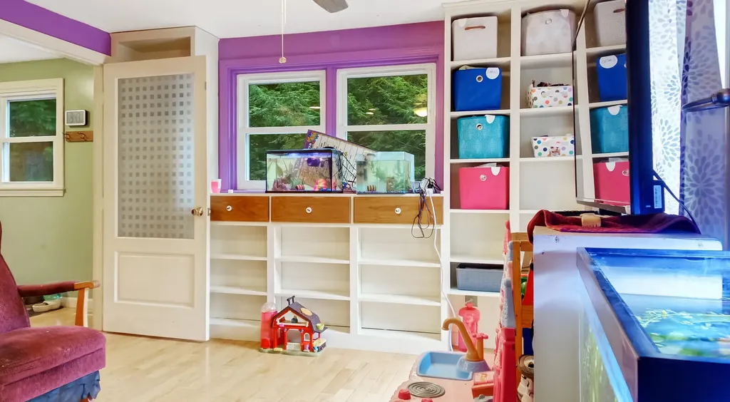 43 Charles Street Winthrop ME 04364
