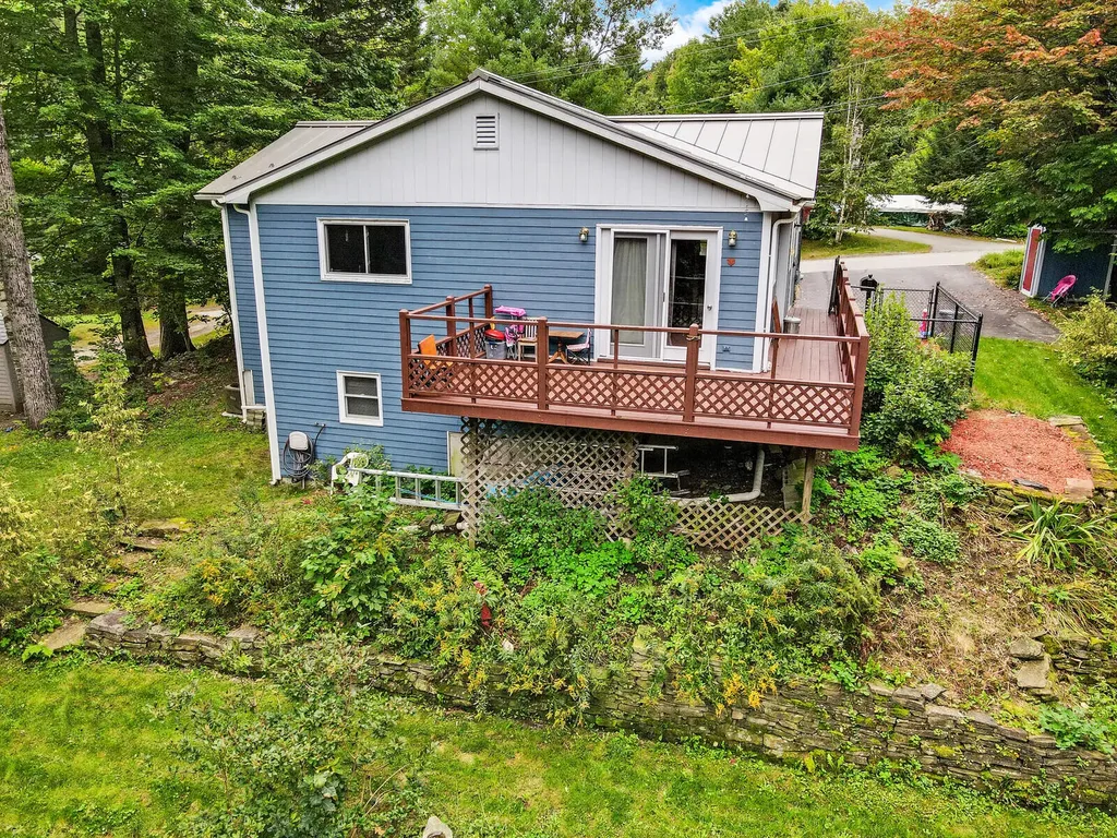 43 Charles Street Winthrop ME 04364
