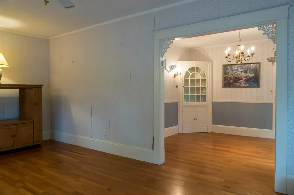 13 Byfield Road Portland ME 04103