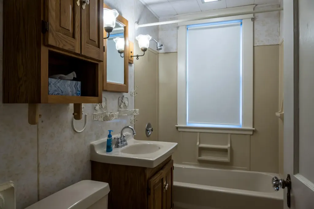 13 Byfield Road Portland ME 04103