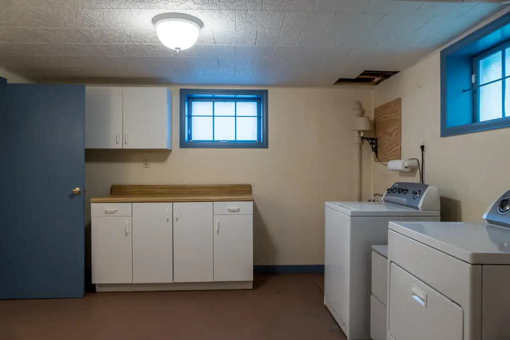 13 Byfield Road Portland ME 04103