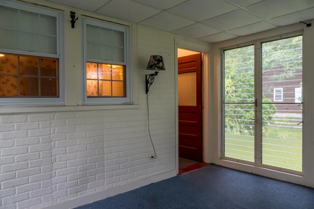 13 Byfield Road Portland ME 04103