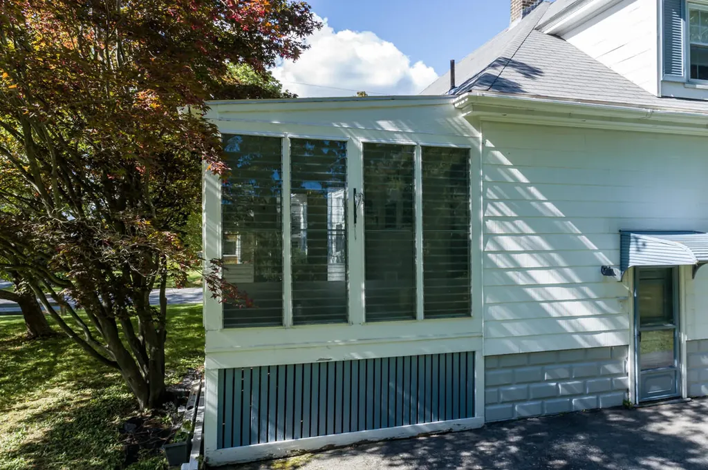 13 Byfield Road Portland ME 04103