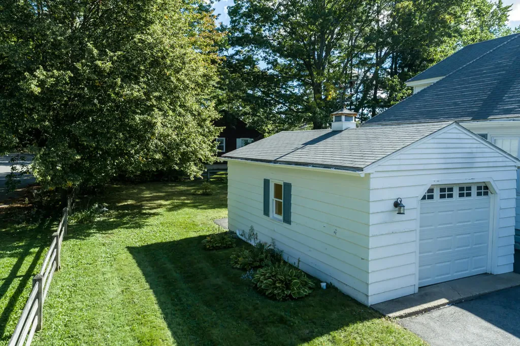 13 Byfield Road Portland ME 04103