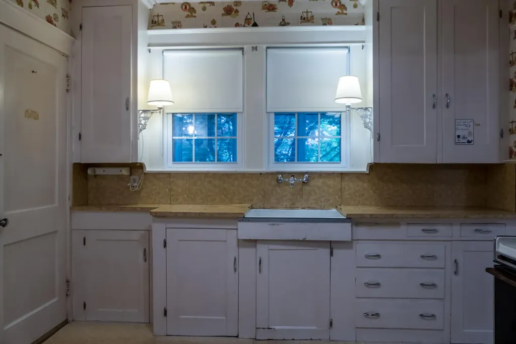 13 Byfield Road Portland ME 04103