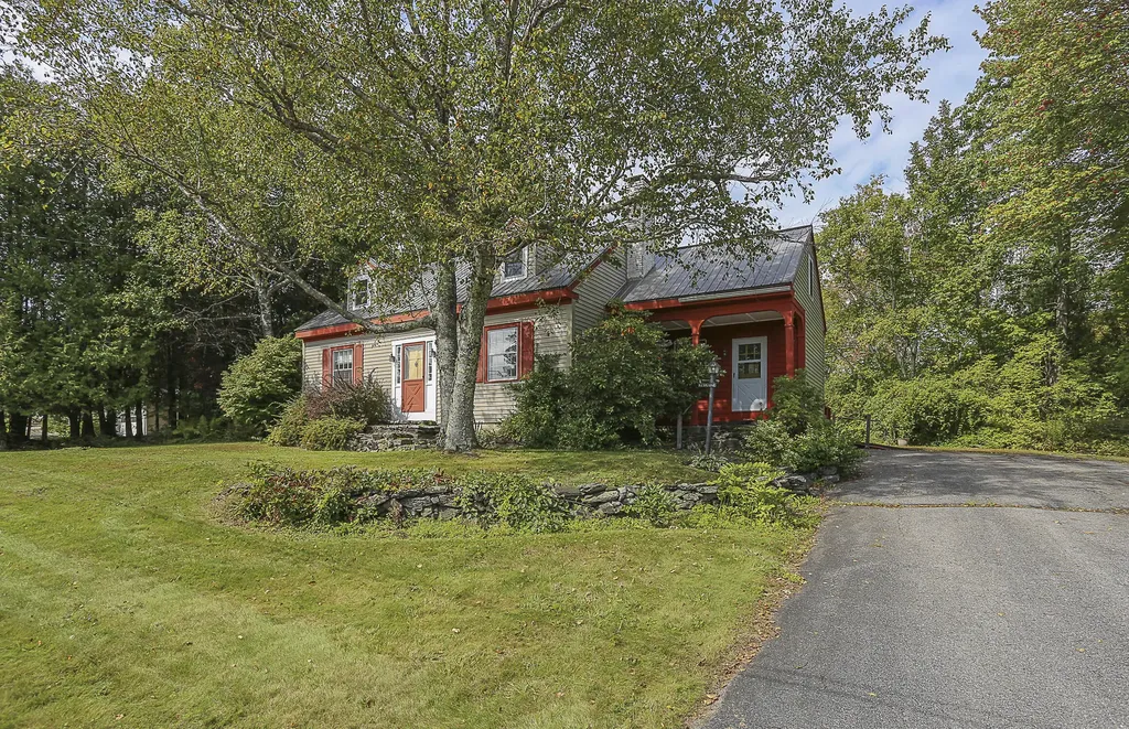 33 Acadia Drive Rockland ME 04841