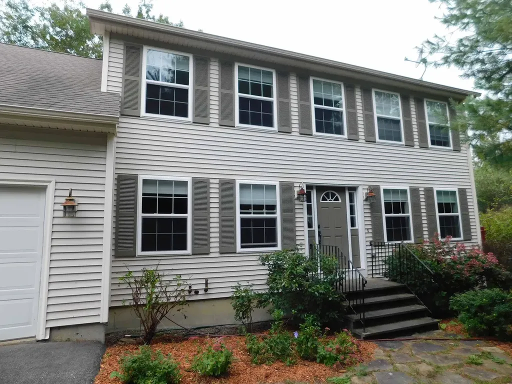 13 Appomattox Road Brewer ME 04412