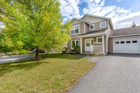 15 Lupine Circle Brunswick ME 04011