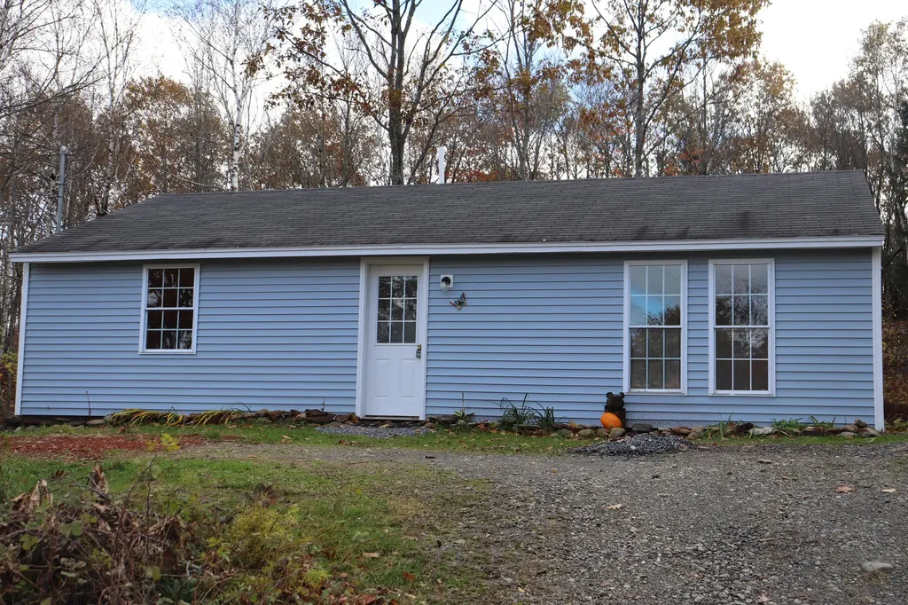 33 Meegwetch Horizon Road Palermo ME 04354