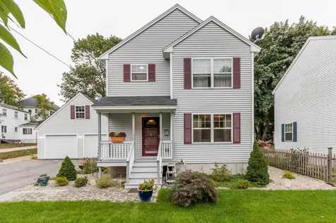16 Lane Avenue Portland ME 04103