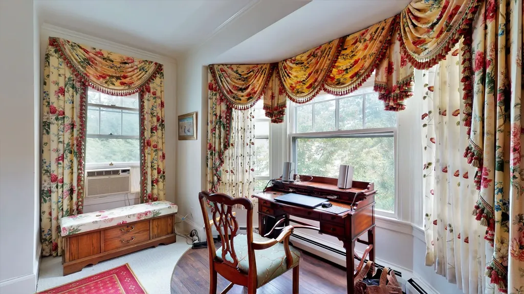 34 Summer Street Kennebunk ME 04043