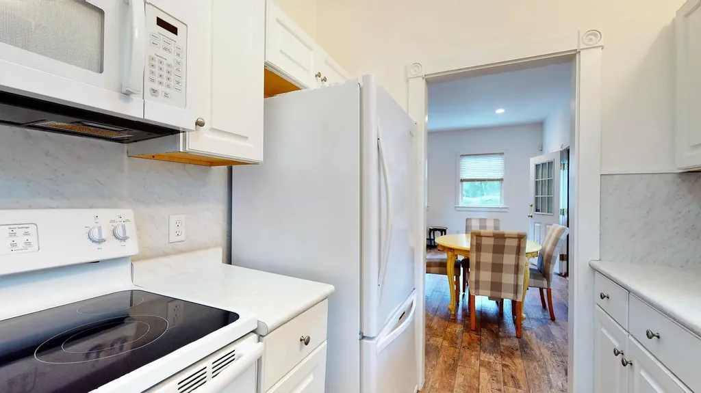 34 Summer Street Kennebunk ME 04043
